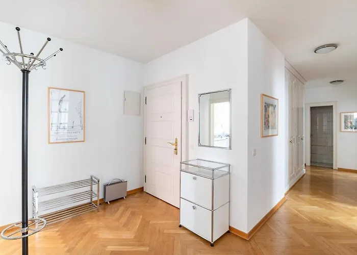 Great 2bd Flat Old Town - Schipfe B